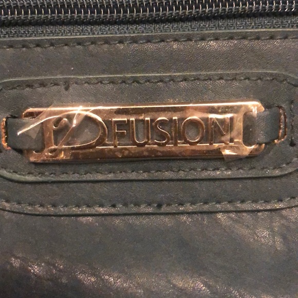 New Leather purse - Picture 2 of 6